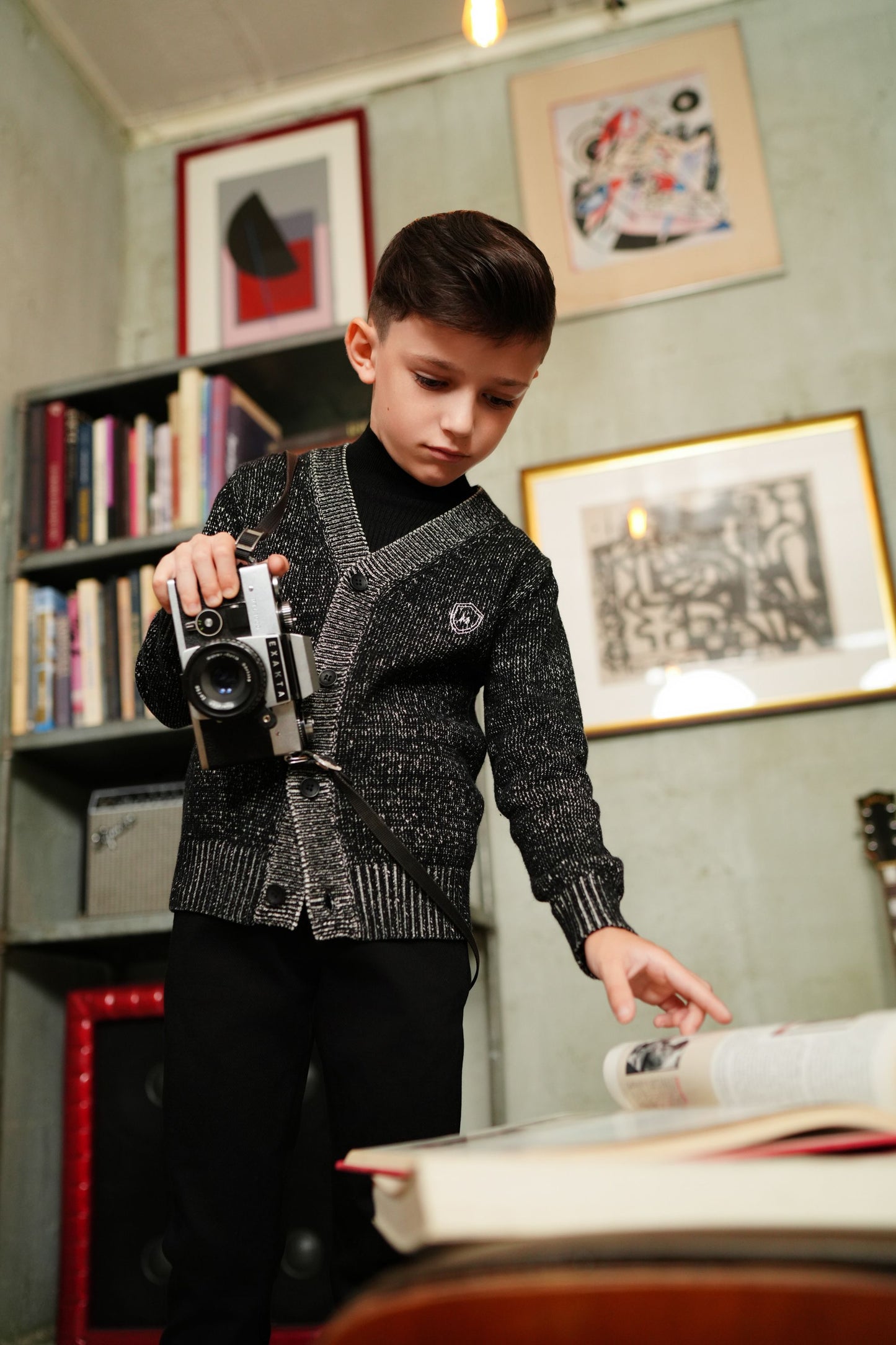 Eric black Cardigan FW24
