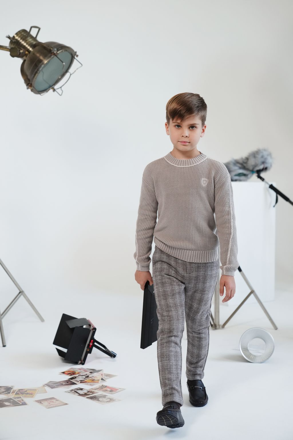 Rex latte piped sweater FW25