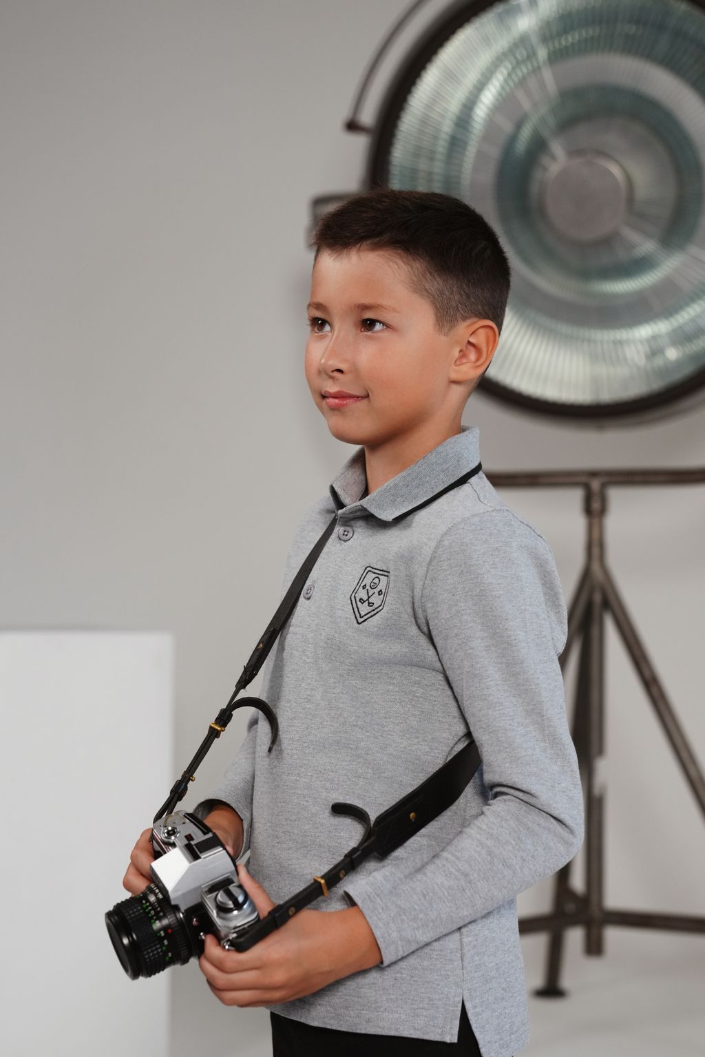 Ray light grey polo FW25