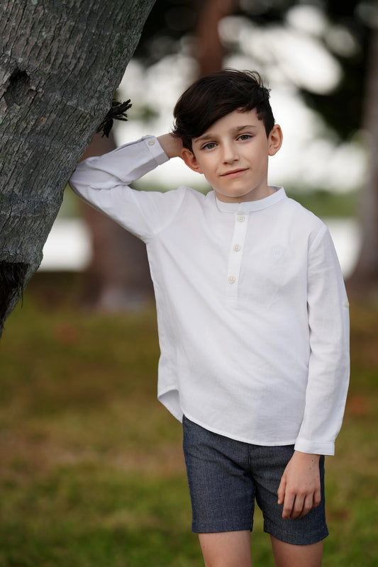 Levi white shirt SS25