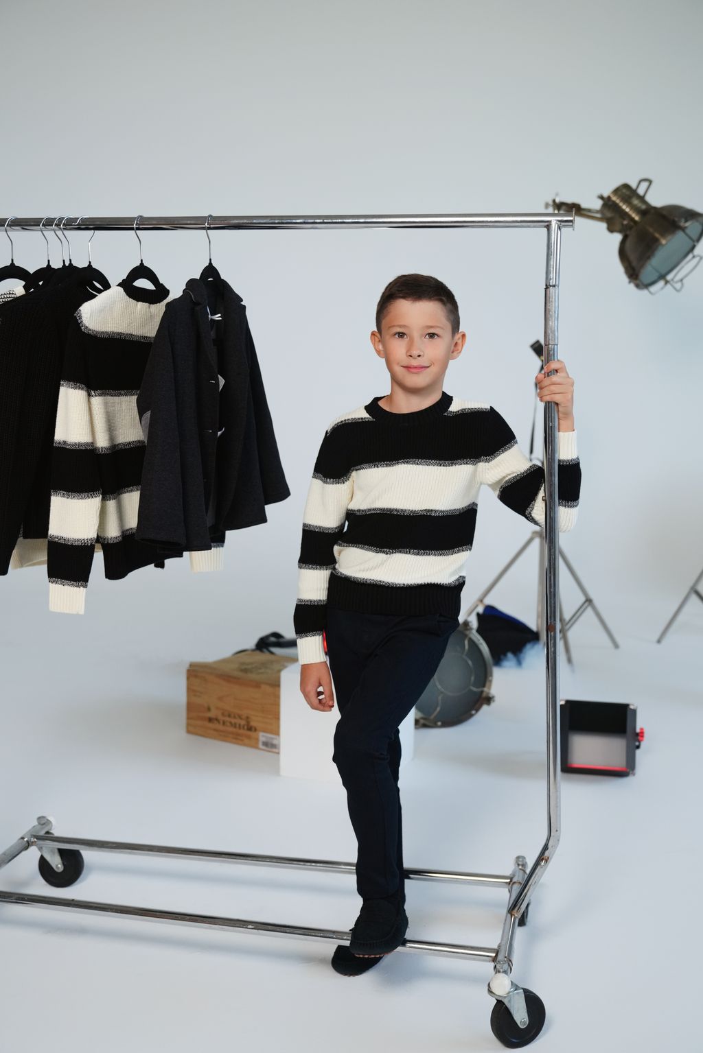 Eli ombre black/white striped sweater FW25