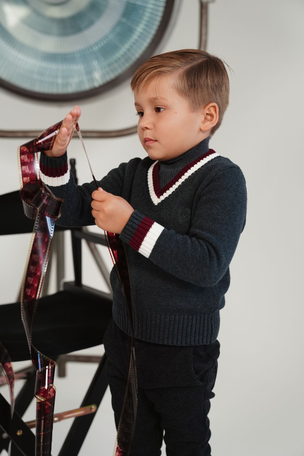 Jett charcoal v-neck stripe sweater FW25
